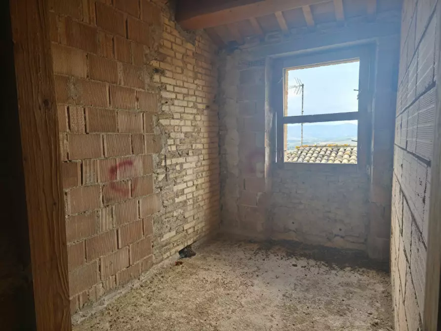 Immagine 2 di Casa indipendente in vendita  a Treia