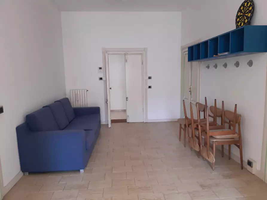 Immagine 13 di Camera in affitto  a Macerata