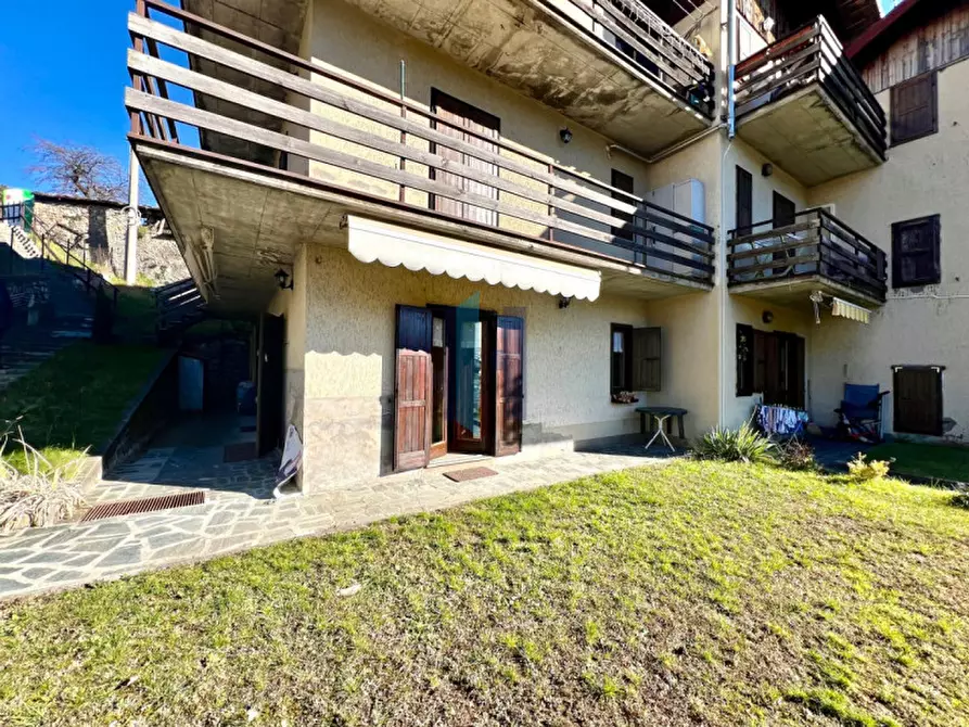 Immagine 1 di Appartamento in vendita  in Via Aldo Moro a Ossimo