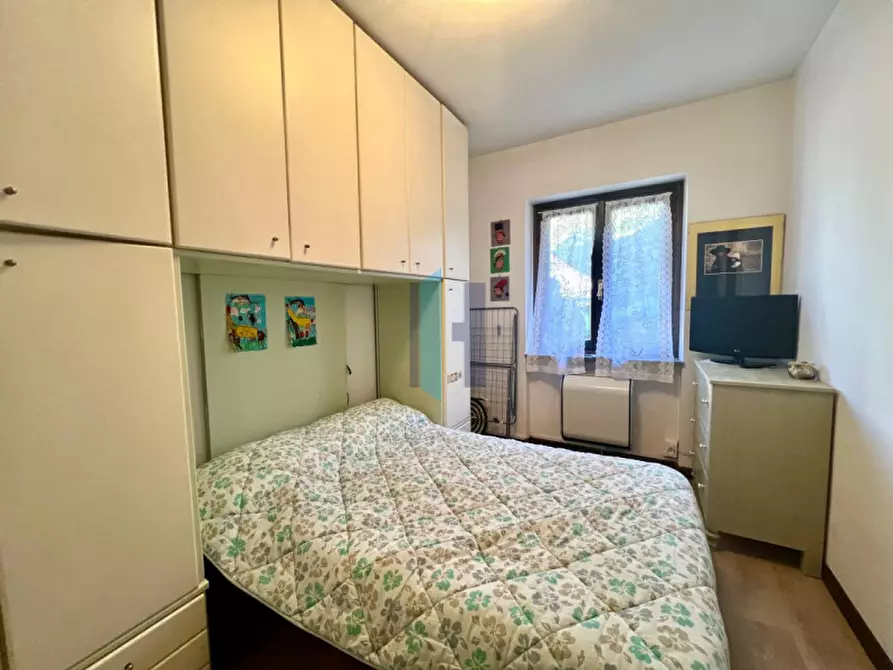 Immagine 15 di Appartamento in vendita  in Via Aldo Moro a Ossimo