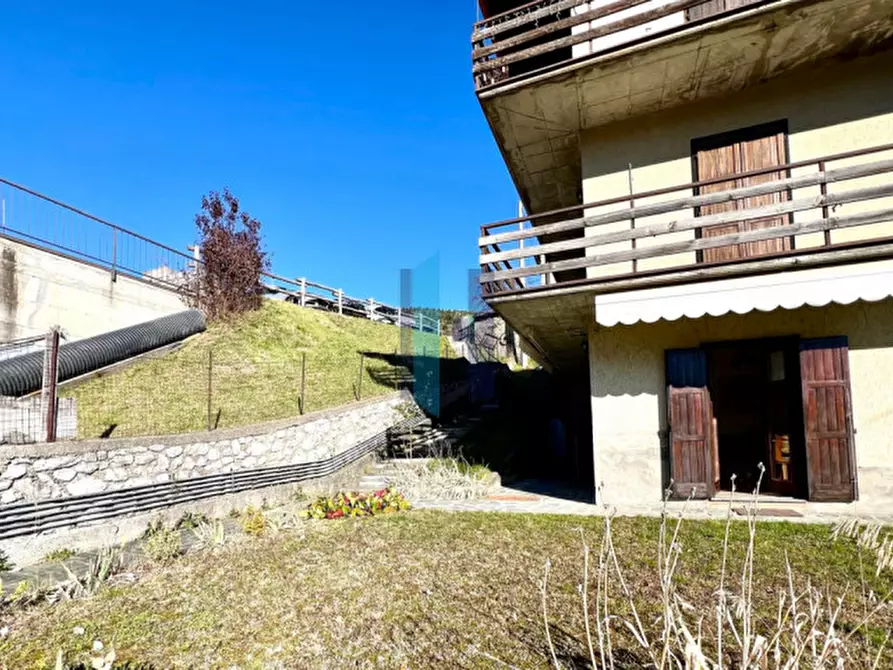 Immagine 34 di Appartamento in vendita  in Via Aldo Moro a Ossimo