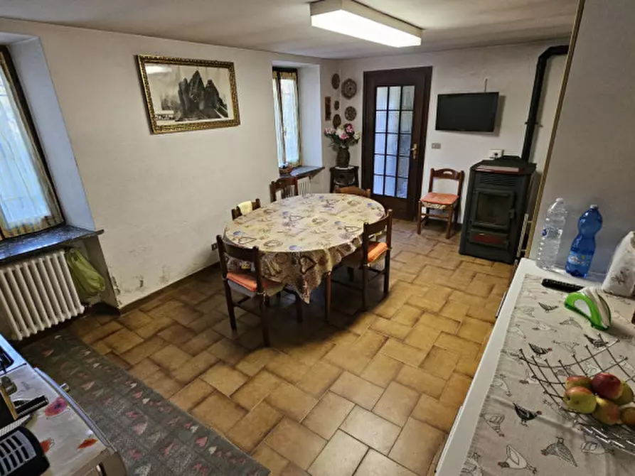 Immagine 3 di Casa indipendente in vendita  in LOCALITAì BRICCO RAMPONE 22 a Frinco