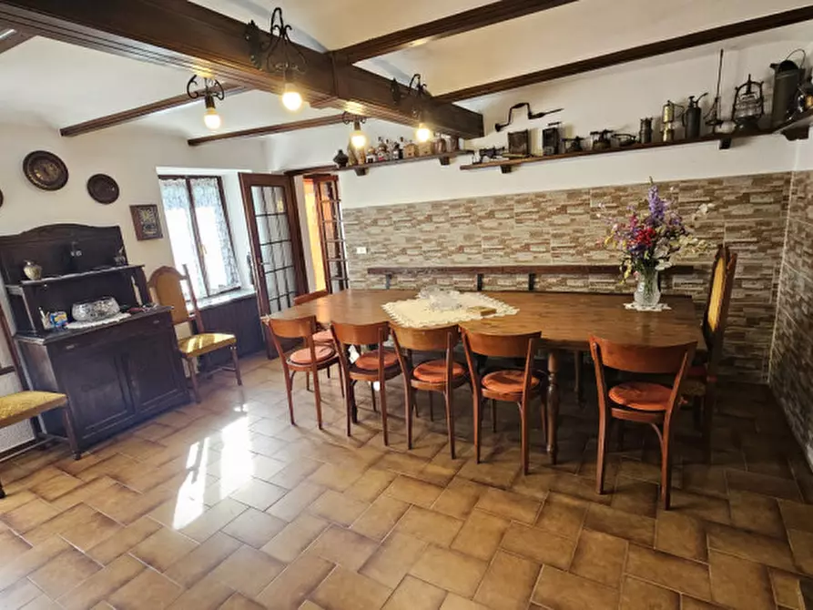 Immagine 3 di Casa indipendente in vendita  in LOCALITAì BRICCO RAMPONE 22 a Frinco