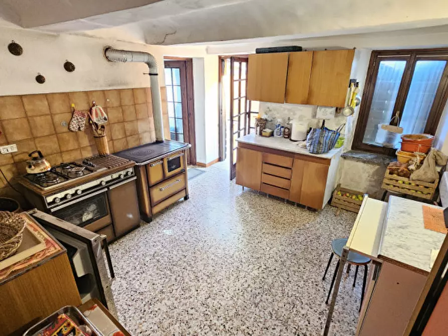 Immagine 15 di Casa indipendente in vendita  in LOCALITAì BRICCO RAMPONE 22 a Frinco