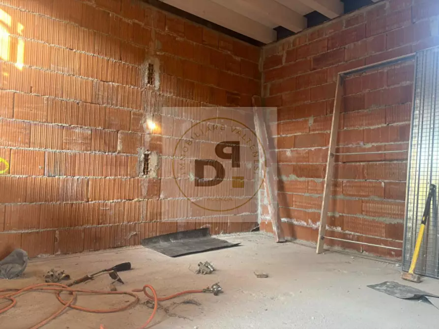 Immagine 2 di Appartamento in vendita  in Via Dante Alighieri a Manerba Del Garda