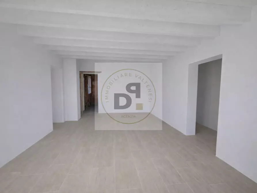 Immagine 4 di Appartamento in vendita  in Via Dante Alighieri a Manerba Del Garda