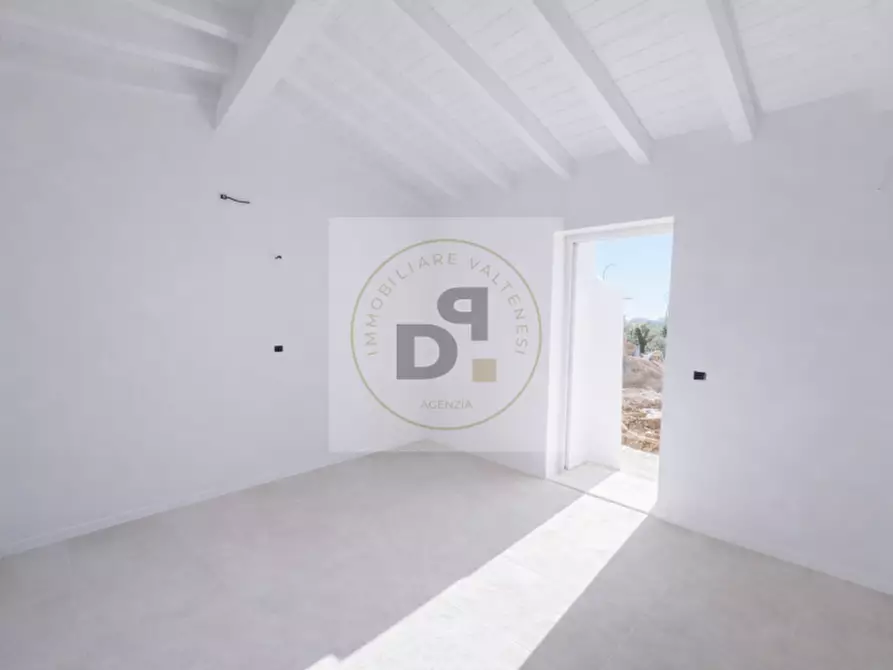 Immagine 6 di Appartamento in vendita  in Via Dante Alighieri a Manerba Del Garda