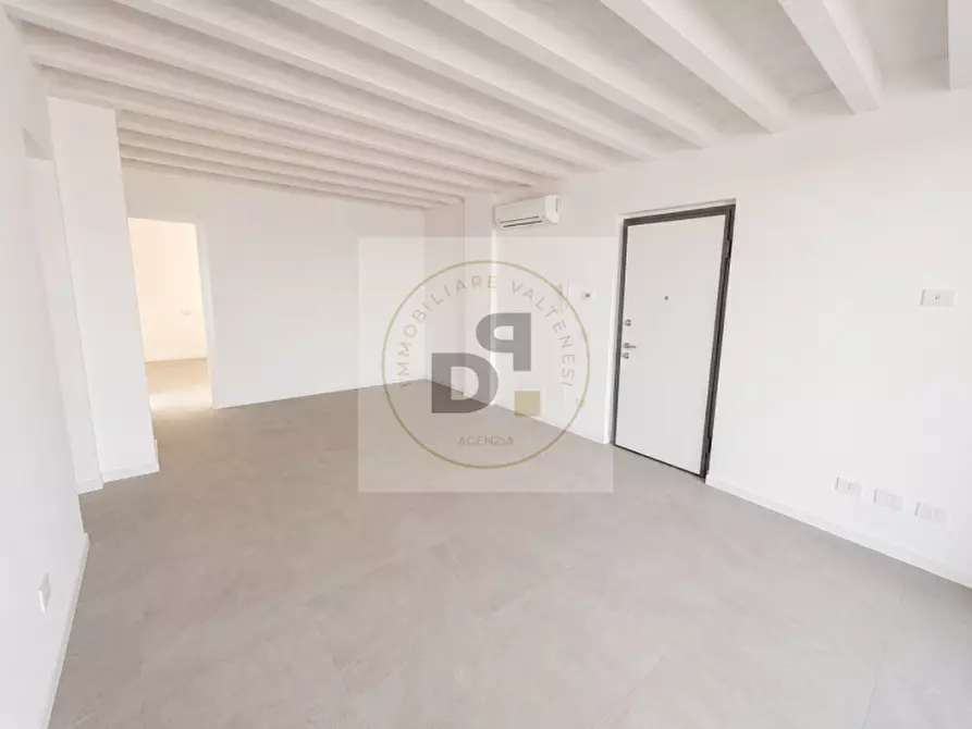 Immagine 8 di Appartamento in vendita  in Via Dante Alighieri a Manerba Del Garda