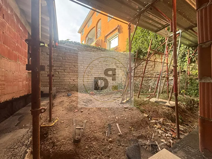 Immagine 9 di Appartamento in vendita  in Via Dante Alighieri a Manerba Del Garda