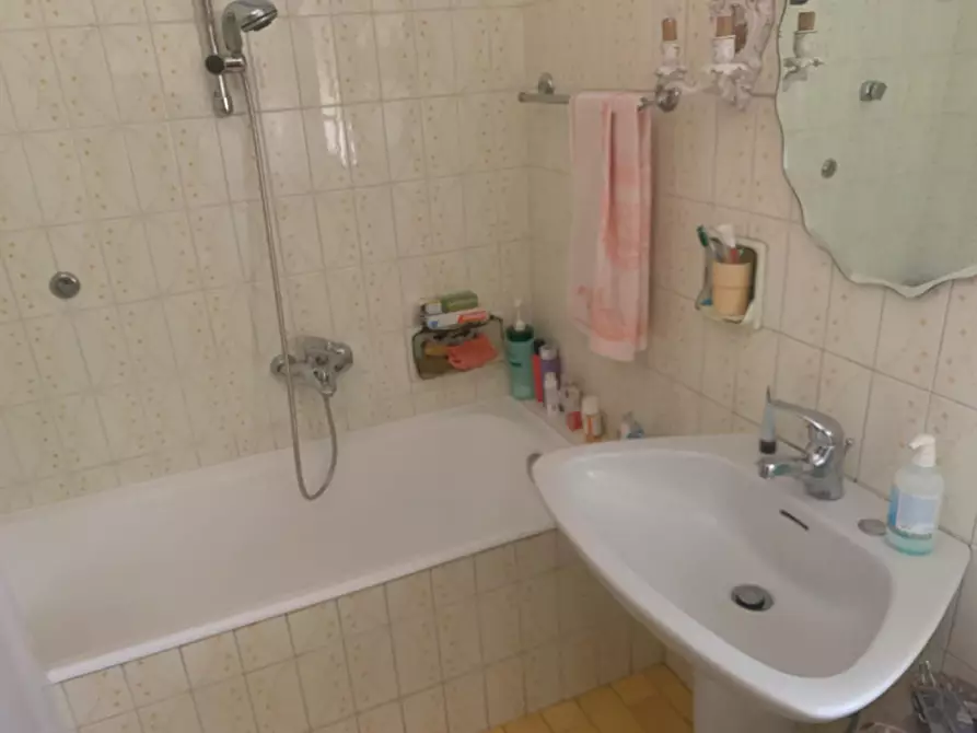 Immagine 11 di Appartamento in vendita  in via Guido D'arezzo a Padova