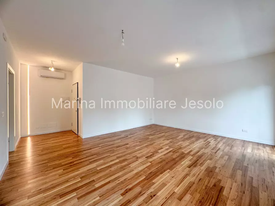Immagine 4 di Appartamento in vendita  in Via Aquileia a Jesolo