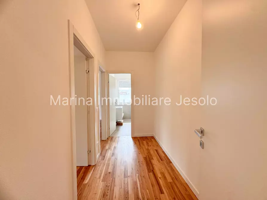 Immagine 5 di Appartamento in vendita  in Via Aquileia a Jesolo