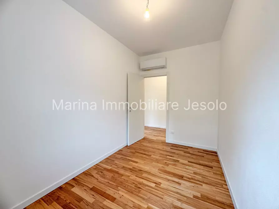 Immagine 8 di Appartamento in vendita  in Via Aquileia a Jesolo
