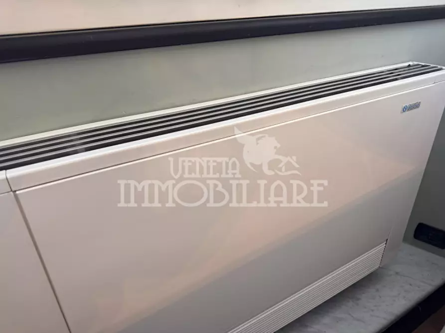 Immagine 15 di Appartamento in vendita  in Via Garibaldi a Genova