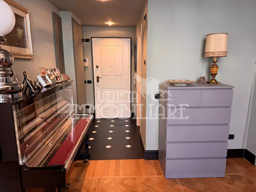 Immagine 20 di Appartamento in vendita  in Via Garibaldi a Genova