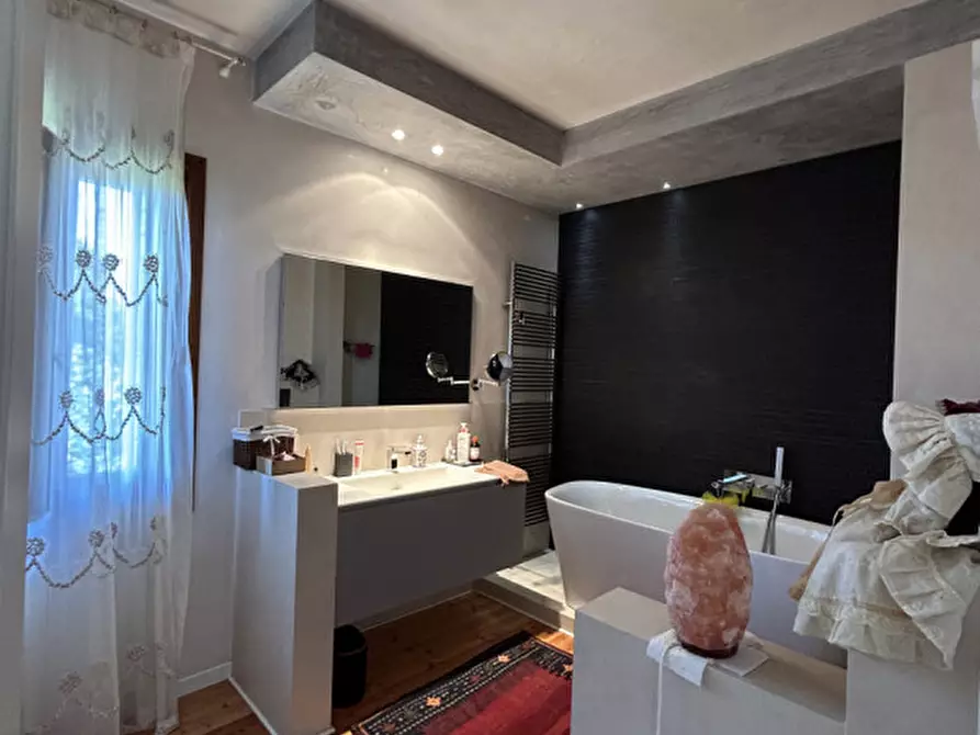 Immagine 40 di Casa indipendente in vendita  in Via della Vernice a Noale