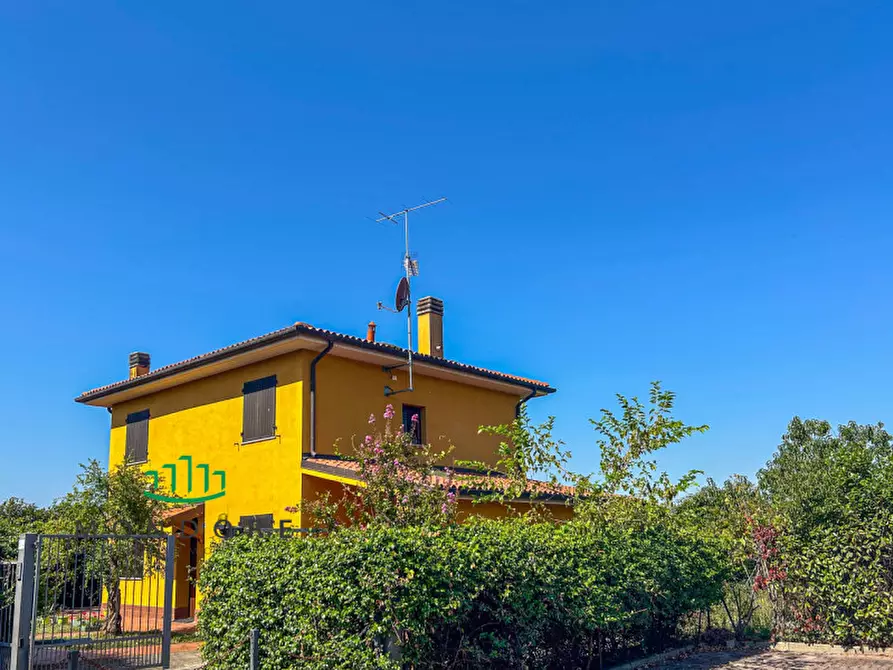 Immagine 2 di Villa in vendita  in via russo 13 a San Lazzaro Di Savena