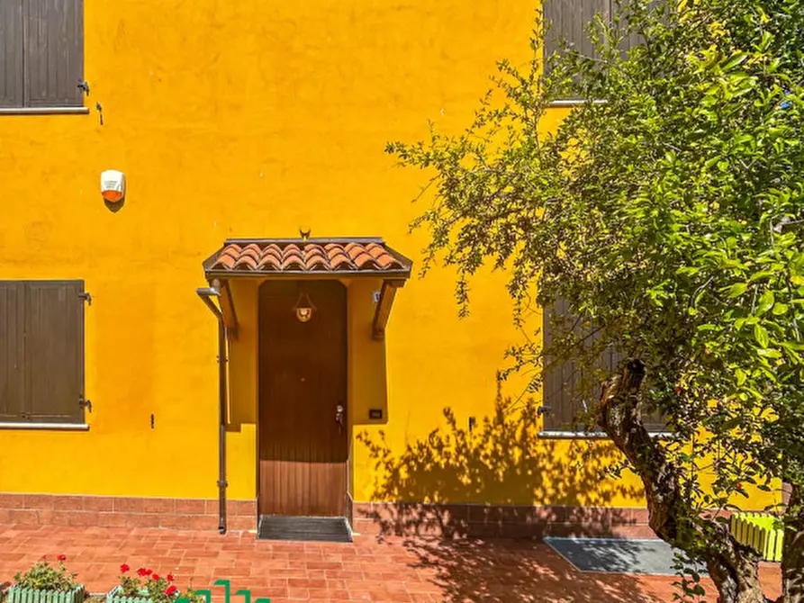 Immagine 4 di Villa in vendita  in via russo 13 a San Lazzaro Di Savena