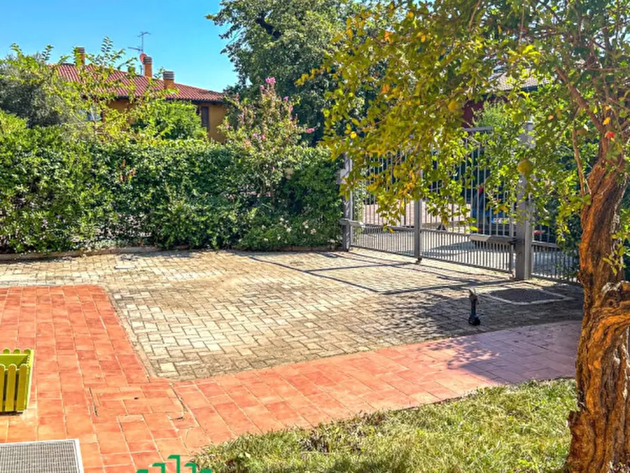 Immagine 11 di Villa in vendita  in via russo 13 a San Lazzaro Di Savena