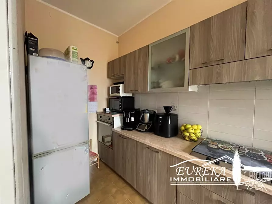 Immagine 3 di Appartamento in vendita  in via roma 152 a Castiglione Del Lago