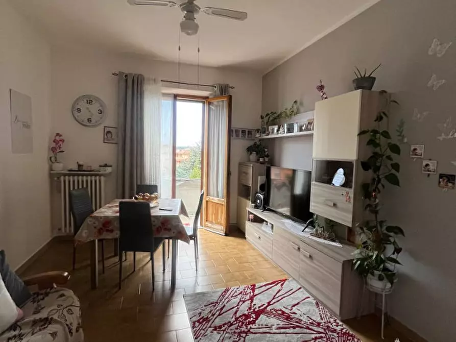 Immagine 5 di Appartamento in vendita  in via roma 152 a Castiglione Del Lago