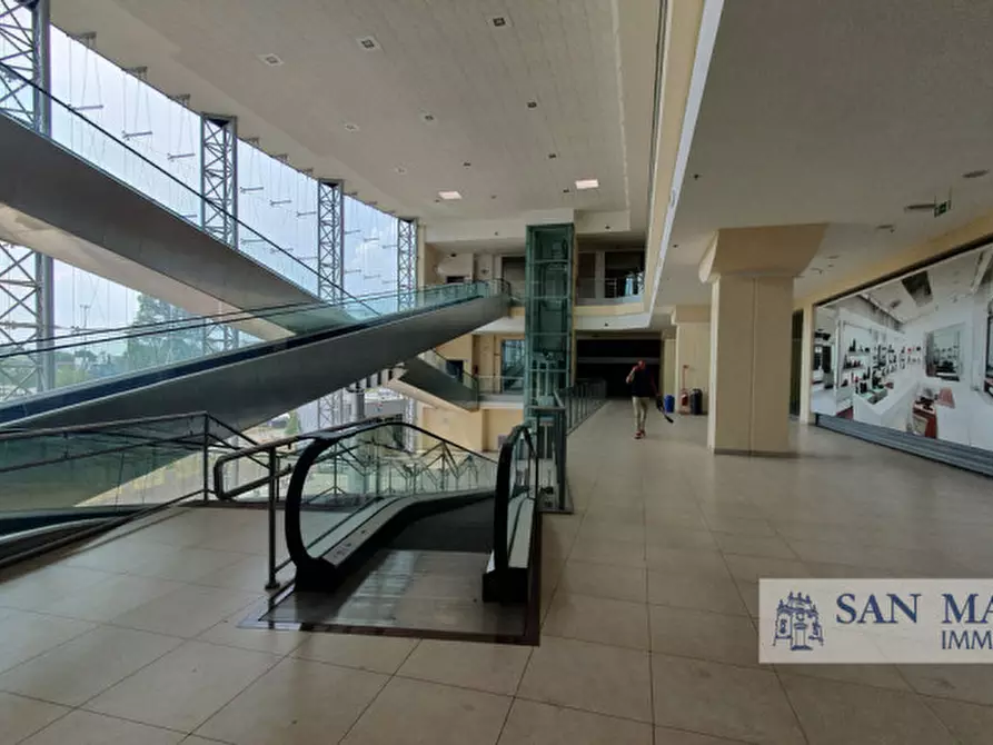 Immagine 13 di Ufficio in vendita  in via prasecco a Pordenone