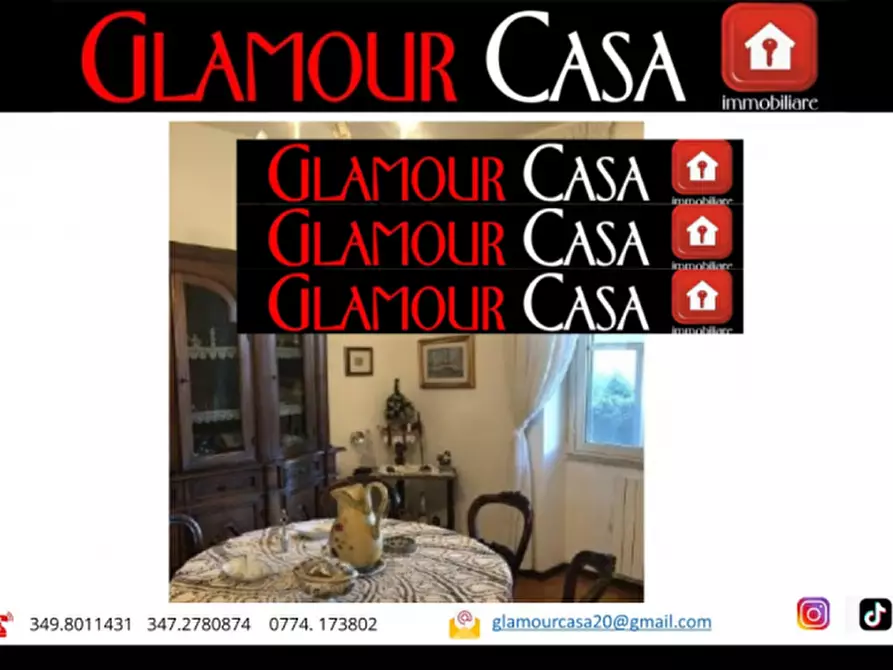 Immagine 3 di Villa in vendita  in Viale Maria a Fiumicino