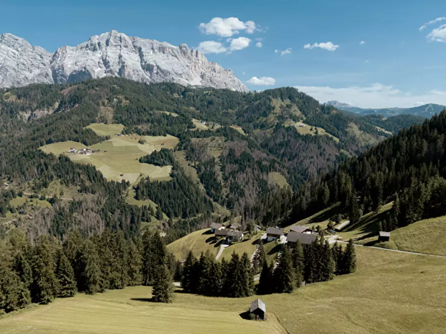 Immagine 4 di Rustico / casale in vendita  a La Valle .Wengen.