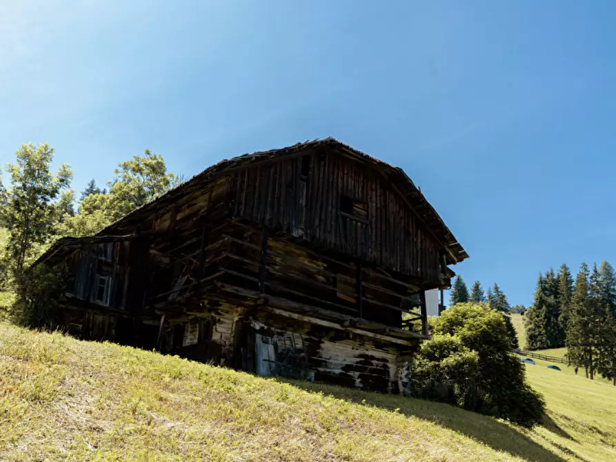 Immagine 15 di Rustico / casale in vendita  a La Valle .Wengen.