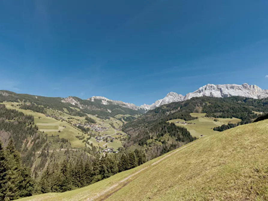 Immagine 18 di Rustico / casale in vendita  a La Valle .Wengen.