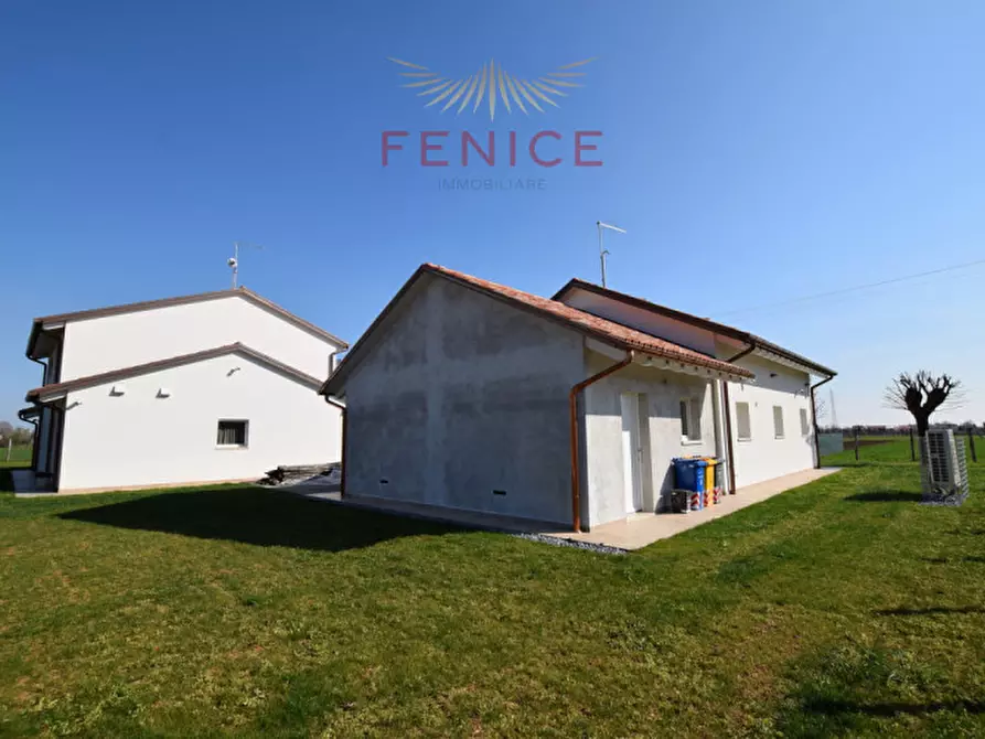 Immagine 64 di Casa indipendente in vendita  in Via Moresca a Caerano Di San Marco