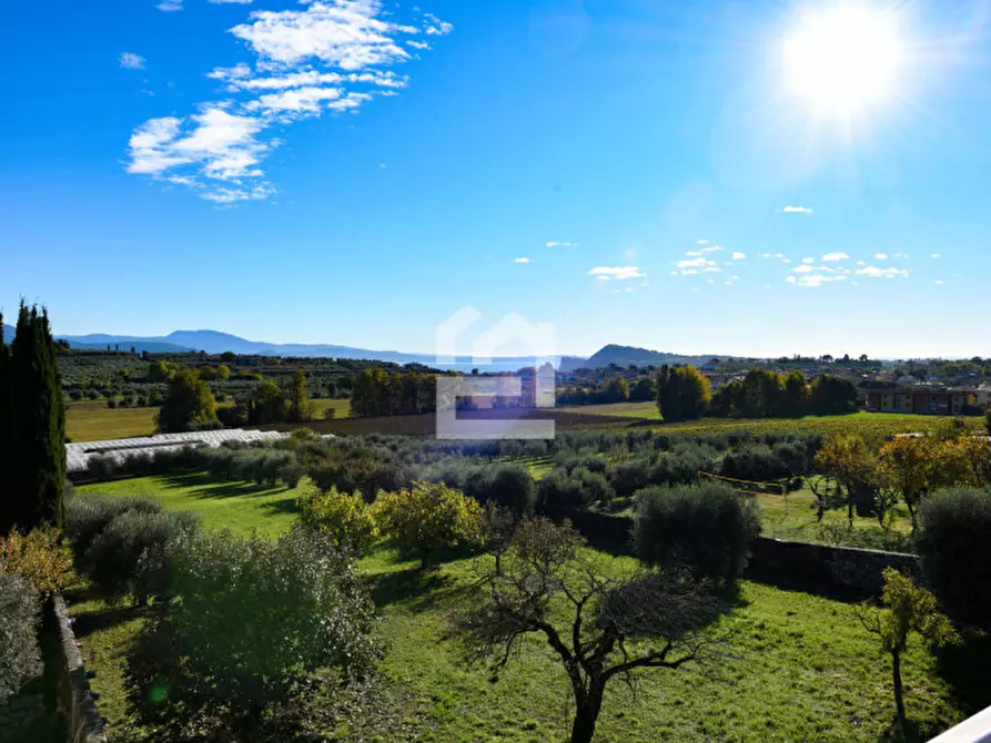 Immagine 17 di Rustico / casale in vendita  in via venti settembre a Puegnago Sul Garda