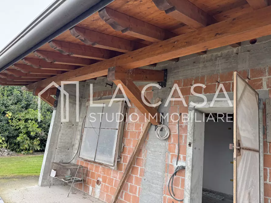 Immagine 3 di Villa in vendita  in Via saletto a San Giorgio Della Richinvelda