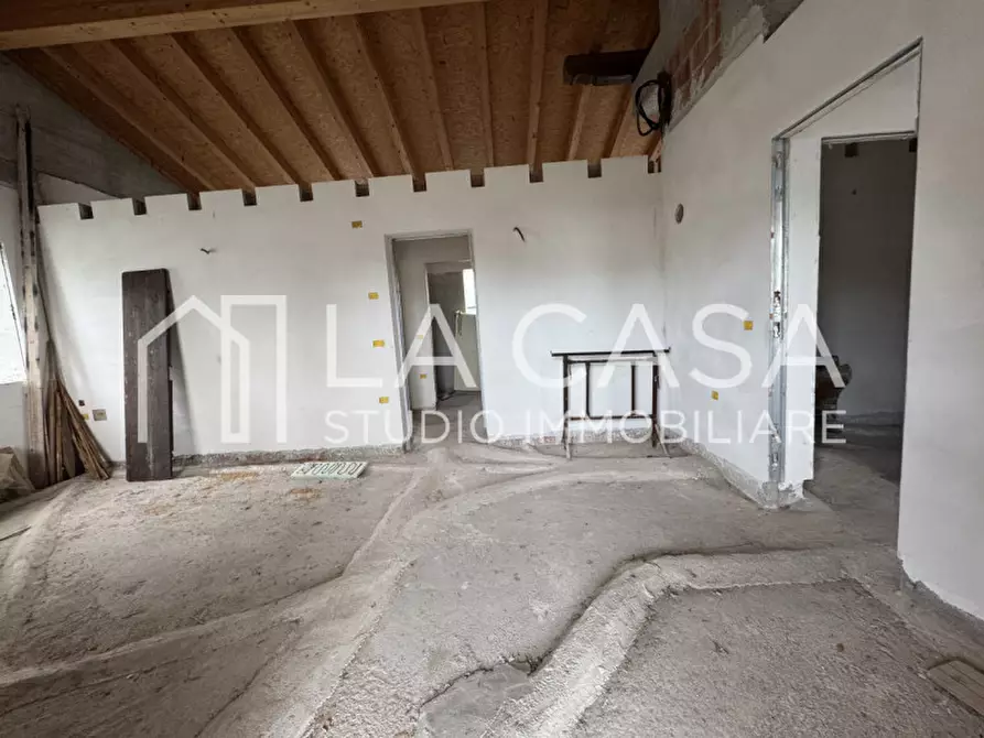 Immagine 6 di Villa in vendita  in Via saletto a San Giorgio Della Richinvelda