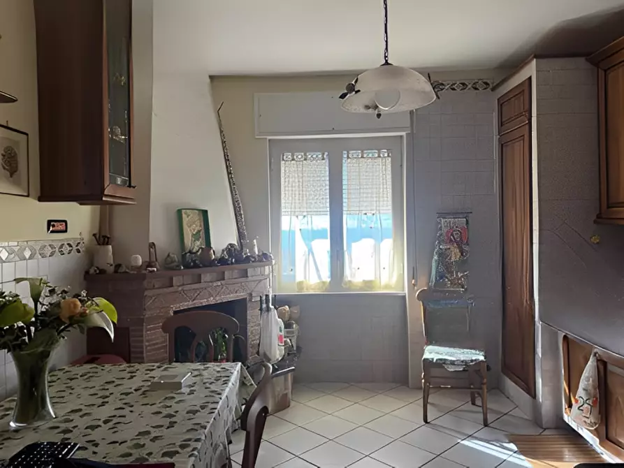 Immagine 5 di Appartamento in vendita  in Via Casa Fasulo, 8, Piegolelle-San Bartolomeo a Salerno