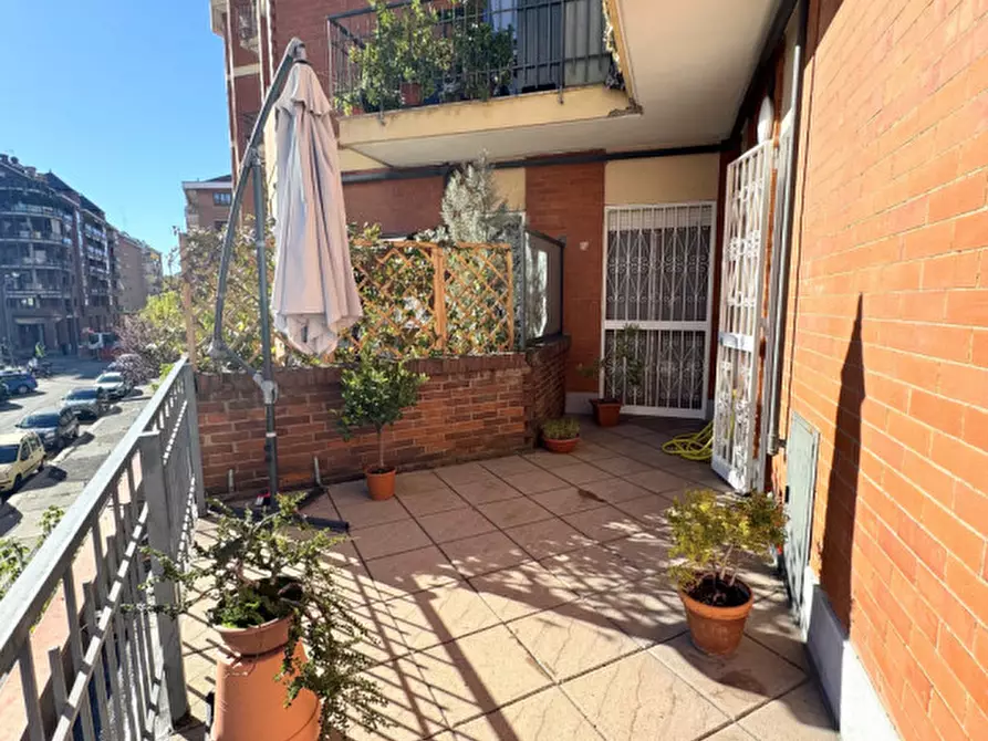 Immagine 12 di Appartamento in vendita  in Via Filadelfia 237 a Torino