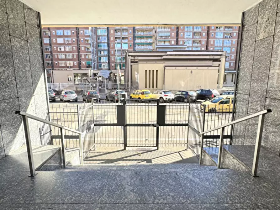 Immagine 27 di Appartamento in vendita  in Via Filadelfia 237 a Torino