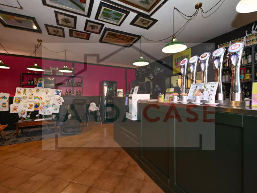 Immagine 7 di Attività commerciale in vendita  a Sirmione