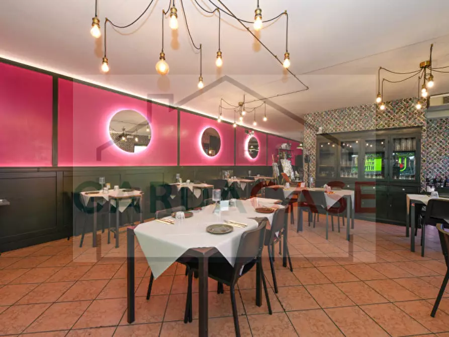 Immagine 12 di Attività commerciale in vendita  a Sirmione