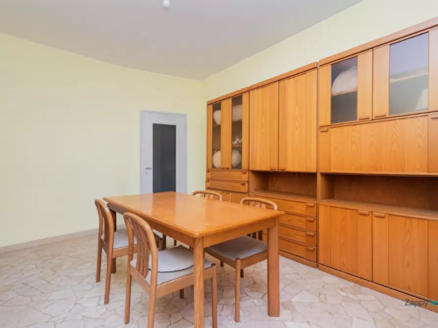 Immagine 2 di Appartamento in affitto  in Via Polesine a Milano