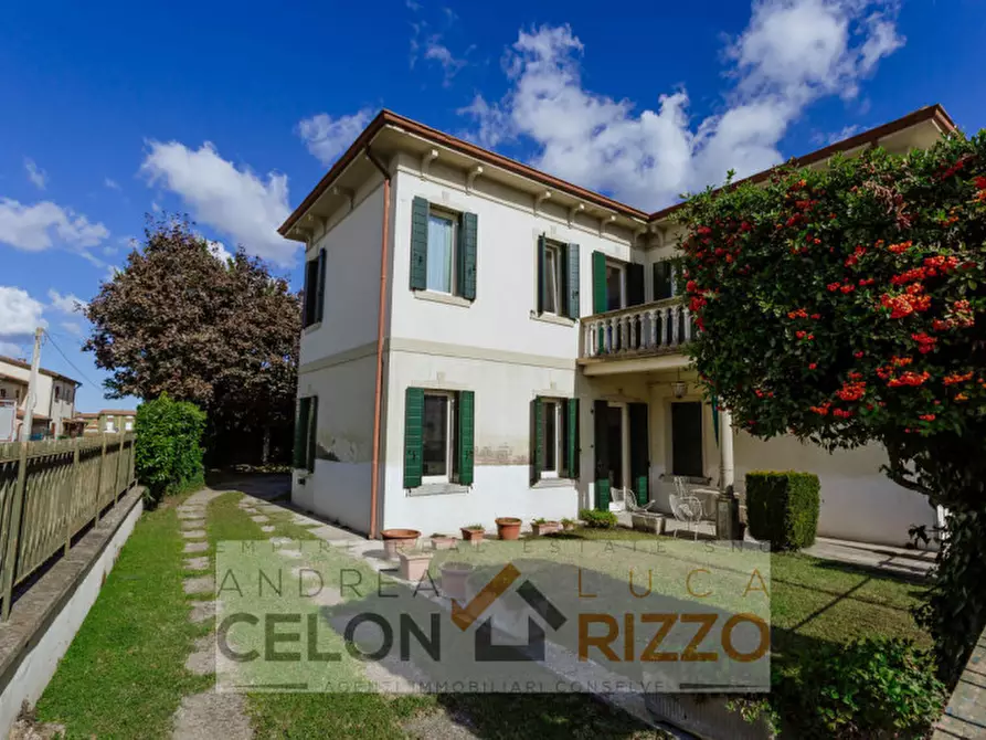 Immagine 1 di Casa indipendente in vendita  in Via Martiri della Libertà, 51 a Agna