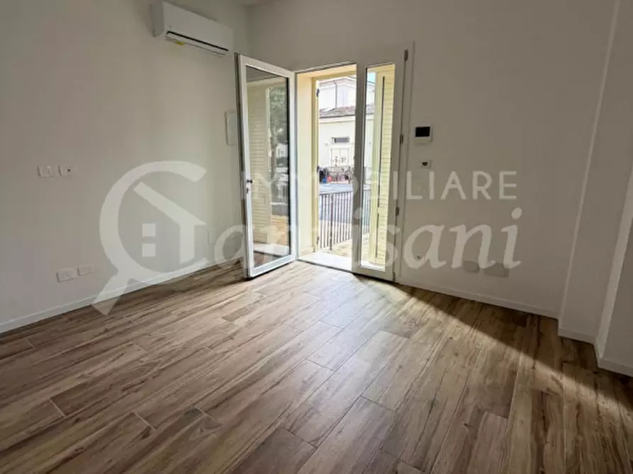 Immagine 9 di Villetta a schiera in vendita  in Via della Crescia a Campi Bisenzio