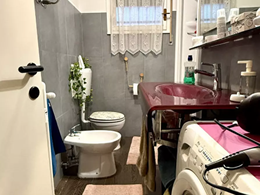 Immagine 14 di Appartamento in vendita  in via Zara a Padova