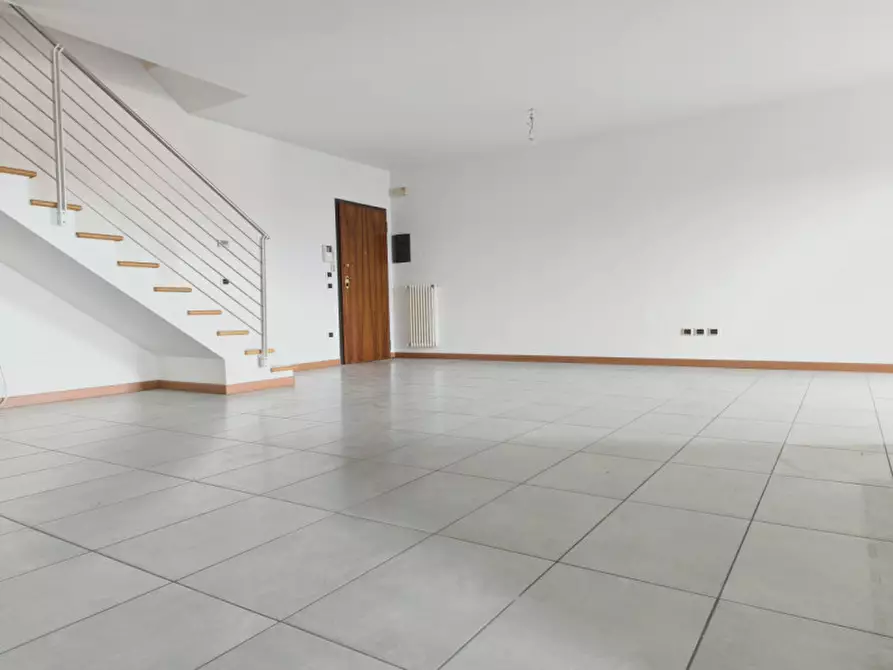 Immagine 6 di Attico in vendita  in Via Roma a Montegrotto Terme