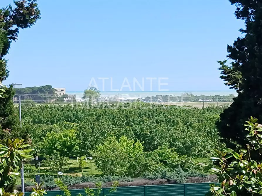 Immagine 22 di Appartamento in vendita  in via paola a Riccione