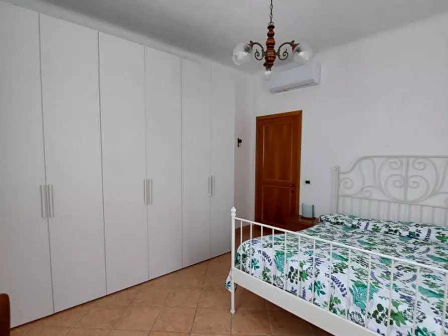 Immagine 8 di Casa trifamiliare in vendita  a Senigallia