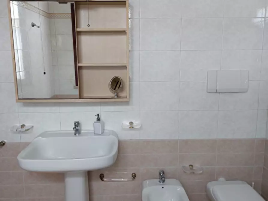 Immagine 20 di Casa trifamiliare in vendita  a Senigallia