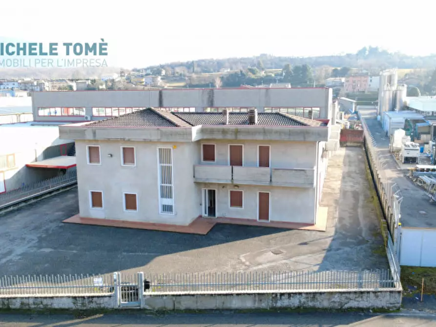 Immagine 3 di Capannone industriale in vendita  in via papa giovanni xxiii a Caprino Veronese