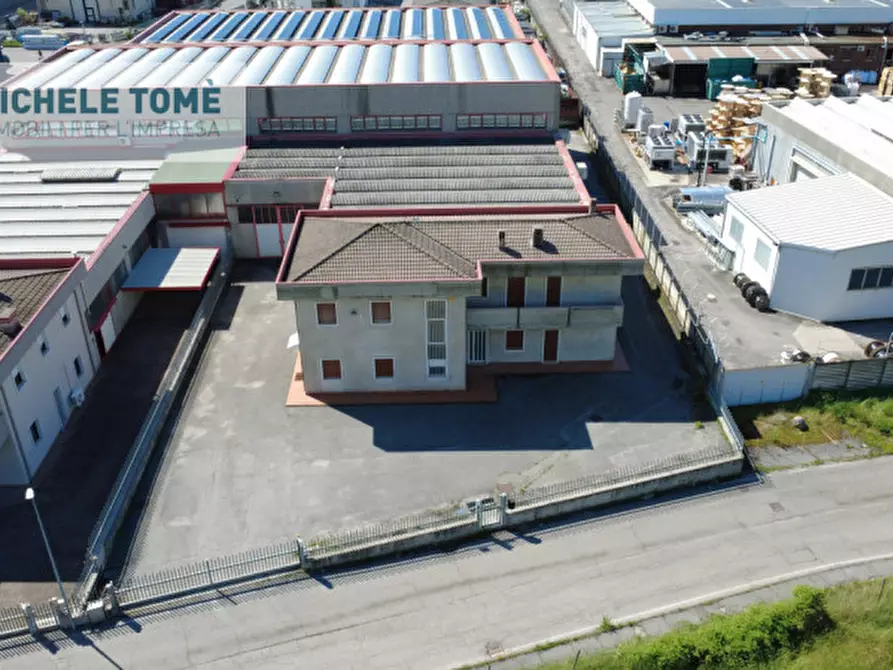 Immagine 3 di Capannone industriale in vendita  in via papa giovanni xxiii a Caprino Veronese