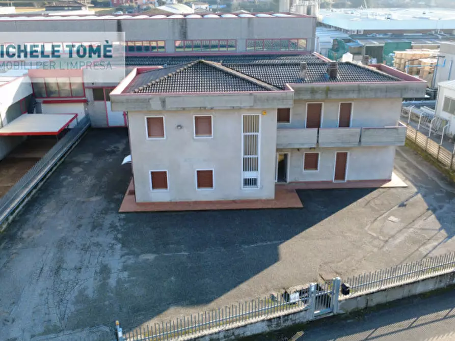 Immagine 7 di Capannone industriale in vendita  in via papa giovanni xxiii a Caprino Veronese